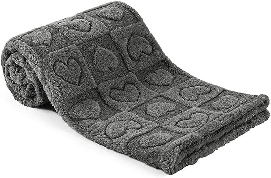 gogobunny Large Pet Blanket for Dogs Cats, Ultra Soft 300GSM Coral Fleece Washable Furniture Protector for Couch Bed Car Seat, Calming Crate Mat Blanket for Large Breeds, Grey, 40x50IN