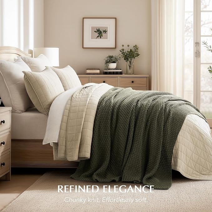 EVERGRACEHOME Chunky Polyester Knit Throw Blanket for Couch, Soft Luxurious Oversized King Moss Stitch Blanket for Bed, Large Cozy Farmhouse Knitted Throw for Sofa, Olive Green, 92" x 108"