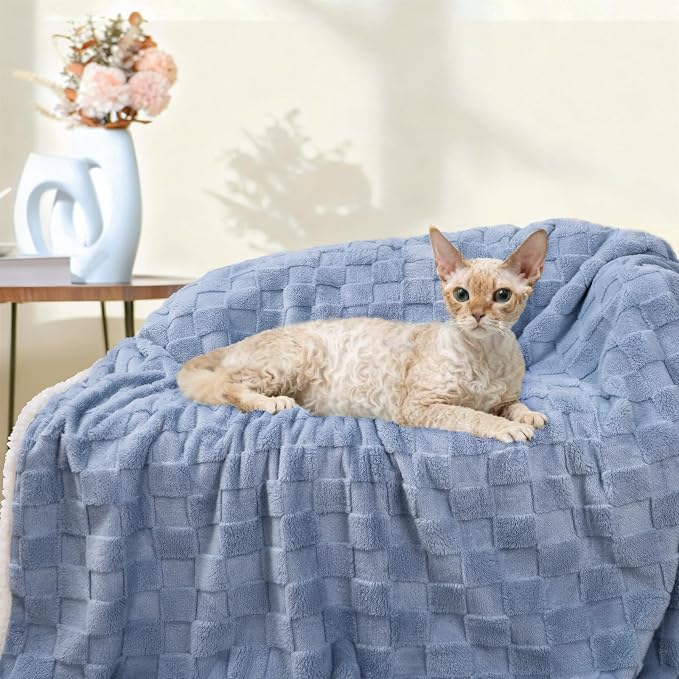 Luciphia Waterproof Dog Blanket, Leakproof Large Pet Blanket for Couch Sofa Bed Furniture Cover Protector, Washable Soft Sherpa Fleece with 3D Jacquard, Cozy Calming Reversible, Blue White, 85"x57"