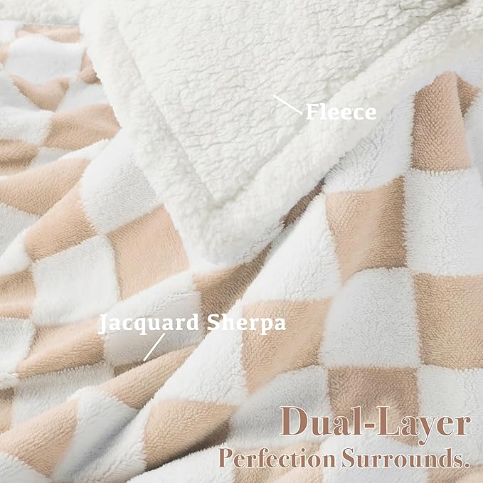 Ohocut Checkered Dog Blanket, Beige Khaki Jacquard Sherpa Blankets for Small Dog and Cats, Cute Aesthetic Style Fluffy Fleece Pets Blanket for Couch Protection Washable, 25"x35"