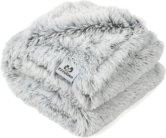 PJYuCien Dog Blanket for Dogs, Puppies and Pets, Lightweight & Portable Fluffy Fleece Throw, Super Soft Plush Cat Blanket for Couch/Car Seat/Furniture, Machine Washable, 24"x32", Grey