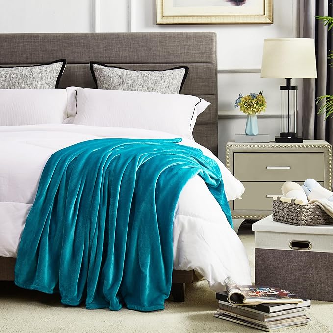DREAMNINE Extra Large Fleece Blanket,Soft Comfy Fluffy Bed Blankets Queen Size 90" x 90",Luxury Decorative Fuzzy Blanket for Women Girl,Big Cozy Shaggy Warm Flannel Blankets for Winter Autumn Pet,Teal