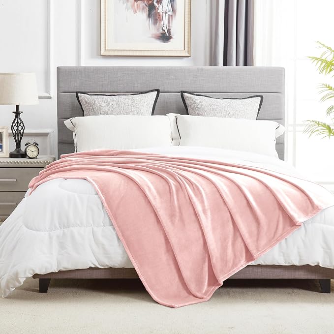 DREAMNINE Soft Plush Fuzzy Fleece Throw Blanket for Couch Sofa Chair 50" x 60", Decorative Solid Lightweight Fluffy Velvet Blankets for Women Girl, Cozy Accent Shaggy Flannel Blanket for Bedroom, Pink