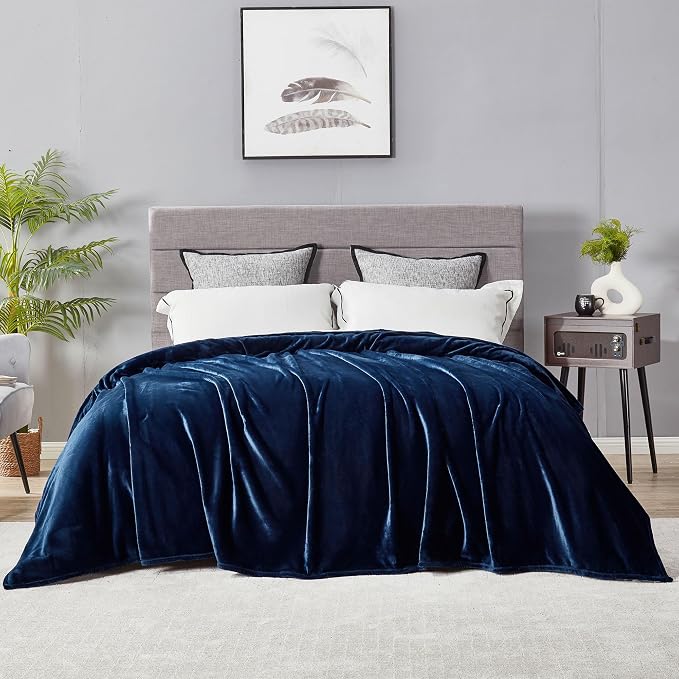 DREAMNINE Extra Large Soft Comfy Fluffy Fleece Bed Blanket Queen Size 90" x 90", Luxury Decorative Fuzzy Blanket for Women Girl, Big Cozy Shaggy Warm Flannel Blankets for Winter Autumn Pets, Navy Blue
