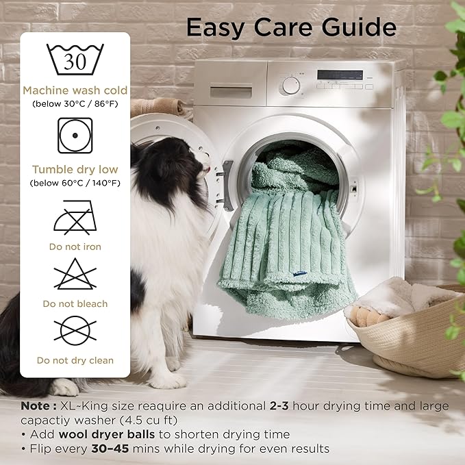 Bedsure ComfyFleece™ Waterproof Dog Blankets for Large Dogs - Soft Pet Cat Blanket Corduroy Fleece for Couch Protector Washable, Cozy Calming Reversible Furniture Protection,40"x50", Garden Green