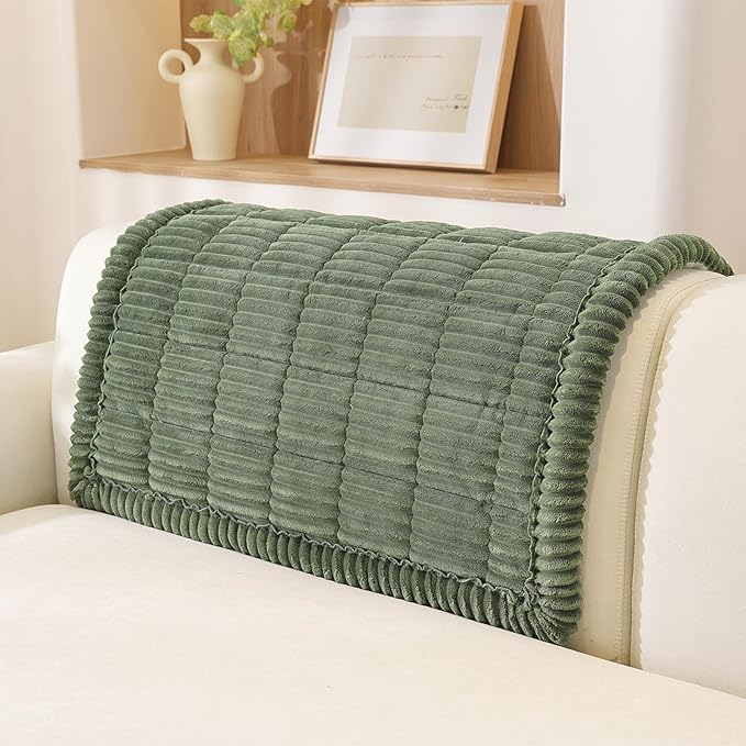 OstepDecor Couch Cover for Dogs, Washable Non Slip Sofa Cover for Pets, Soft Couch Covers for Sofa, Loveseat and Sectional, Furniture Protector Against Pet Hair & Scratches (35.4" x 35.4", Green)