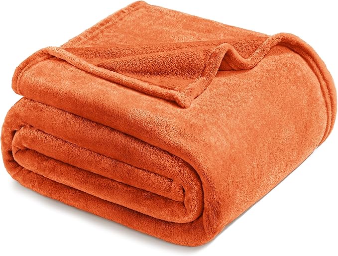 Exclusivo Mezcla Fleece Blanket King Size for Bed, Super Soft and Warm, All Season, Cozy, Plush, Lightweight, 90x104 Inches, Burnt Orange