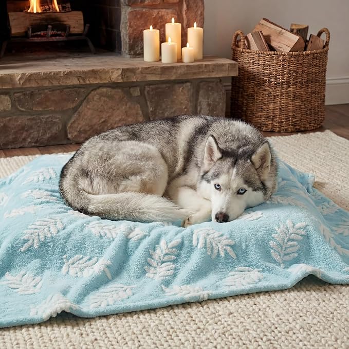Horaldaily Pets Flannel Blanket, Blue Leaves 3D Textured Soft Fuzzy Fluffy Plush Cozy Fleece Premium Blankets for Dog Cat Puppy Kitten Couch Protection, 16x23