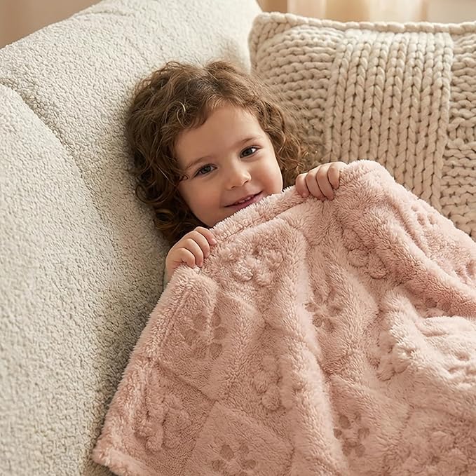 Americanflat 50x60 Jacquard Fleece Throw Blanket - Soft and Breathable Throw Blanket for Couch, Bed, Chair - Fleece Blankets Perfect for Home, Bedroom, or Outdoor Use - Flower Design in Pink