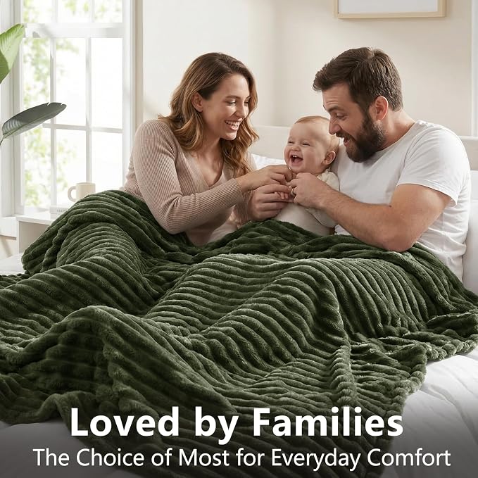 HIMEET Fleece Olive Green Full Size Blanket for Bed - 300GSM Ribbed Cozy Bedding Blanket, New Home Birthday Gifts for Women Girls Her, College Dorm Essentials Aesthetic Room Decor Throws, 84x90 Inches
