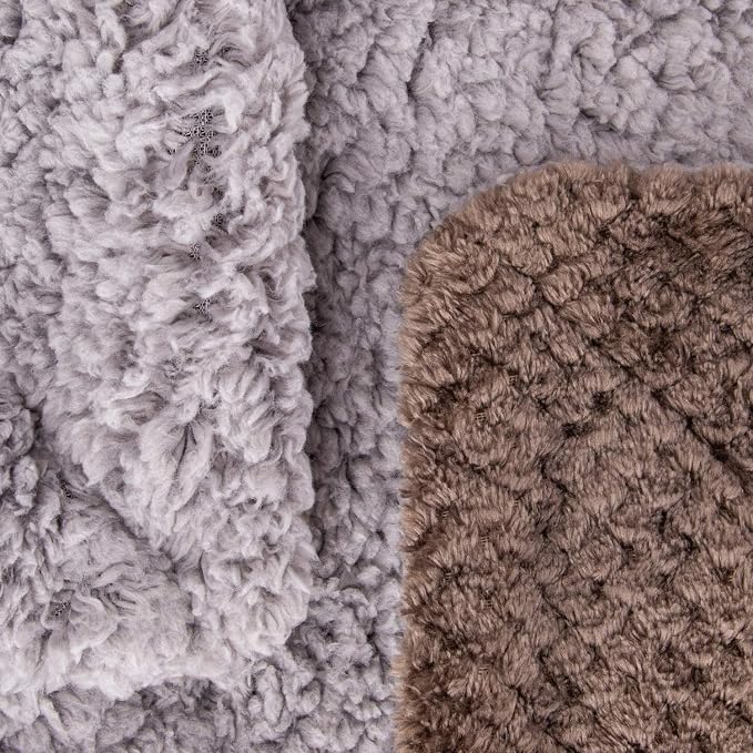 DG-Eagle Grey Plush Fleece Receiving Blanket for Dog, Cat, Couch, Travel - Warm, Soft, 24" x 32"
