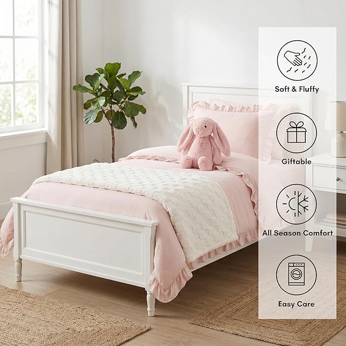 Americanflat 30x40 Jacquard Kids Throw Blanket - Soft and Breathable Mini Fleece Throw Blanket for Couch, Bed, Chair - Fleece Blankets Perfect for Home, Bedroom, Outdoor - Checkered Design in Cream