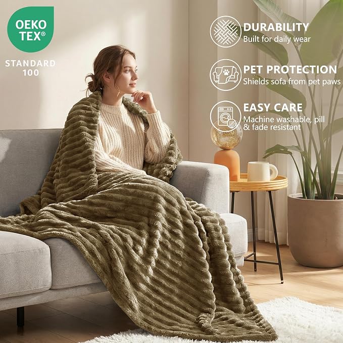HIMEET Fleece Camel Twin Blanket for Bed - 300GSM Ribbed Soft Guest Room Blanket, Graduation Birthday Gifts for Women Girls Her, College Dorm Essentials Aesthetic Porch Decor Throws, 60x80 Inches