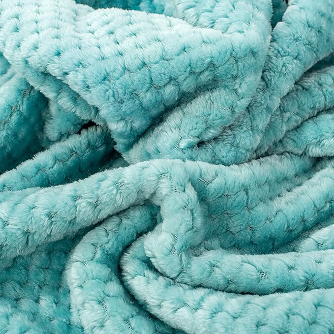 Warm Soft Fuzzy Dog or Cat Blanket, Plush Fleece Throws for Bed, Couch, Sofa, Travel (M/32" x 40", Robin Blue)