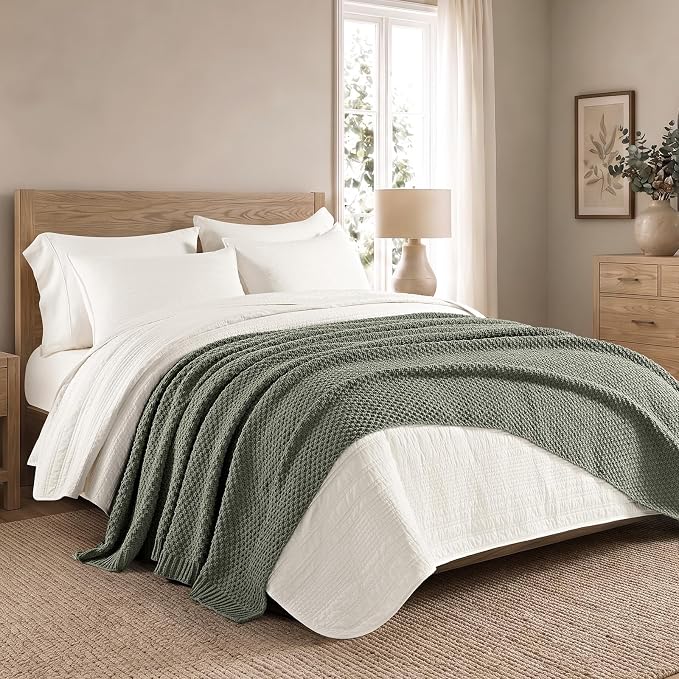 EVERGRACEHOME Chunky Polyester Knit Throw Blanket for Couch, Soft Luxurious Oversized King Moss Stitch Blanket for Bed, Large Cozy Farmhouse Knitted Throw for Sofa, Dried Thyme, 108" x 92"