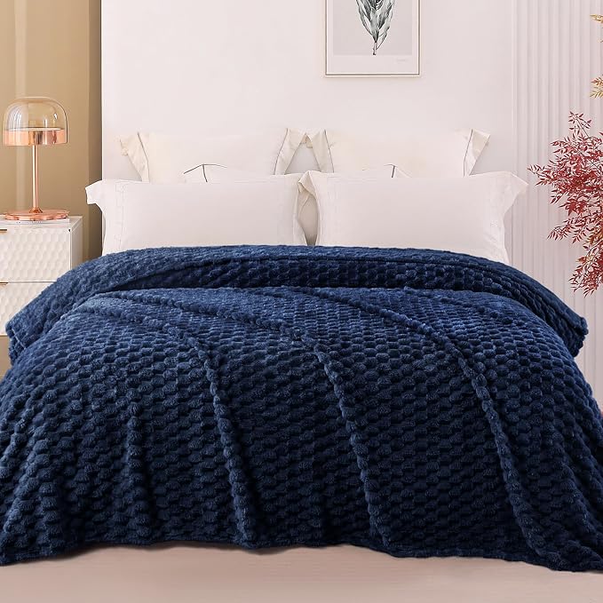 Exclusivo Mezcla Fleece California King Blanket for Bed, Oversized Fuzzy Navy Blue Bed Blankets, Soft Cozy Plush Sofa Throws for All Seasons, 120x120 Inches