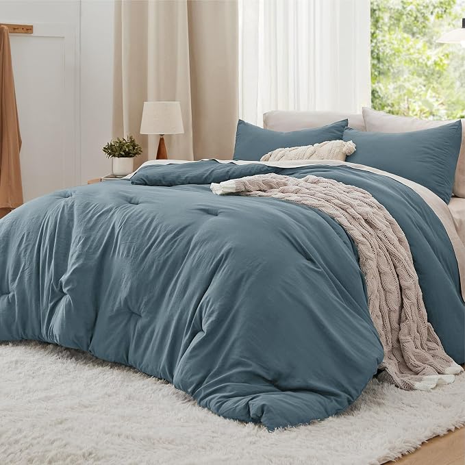 Bedsure Queen Comforter Set, Slate Blue Soft Prewashed Bedding for All Seasons, 3 Pieces GentleSoft Bed Set, 1 Lightweight Comforter (90"x90") and 2 Pillowcases (20"x26")