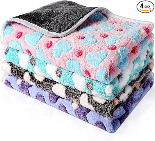 Reginary 4 Pcs Waterproof Guinea Pig Blankets Washable Small Animal Fleece Bedding Absorbent Guinea Pig Cage Liners Reusable Training Pee Pad Pet Sleep Mat for Hamster(Heart Pattern,35 x 24 Inch)