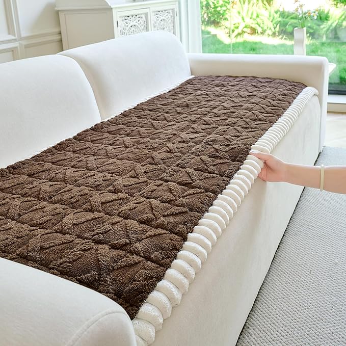 Fuzzy Couch Covers for Dogs, Non Slip Thick Dog Couch Cover Protector, Plush Pet Couch Covers for Sofa Washable, Soft Sofa Cushion Slipcovers Pet Friendly(1PC, Brown, 27.6”x70.9”)