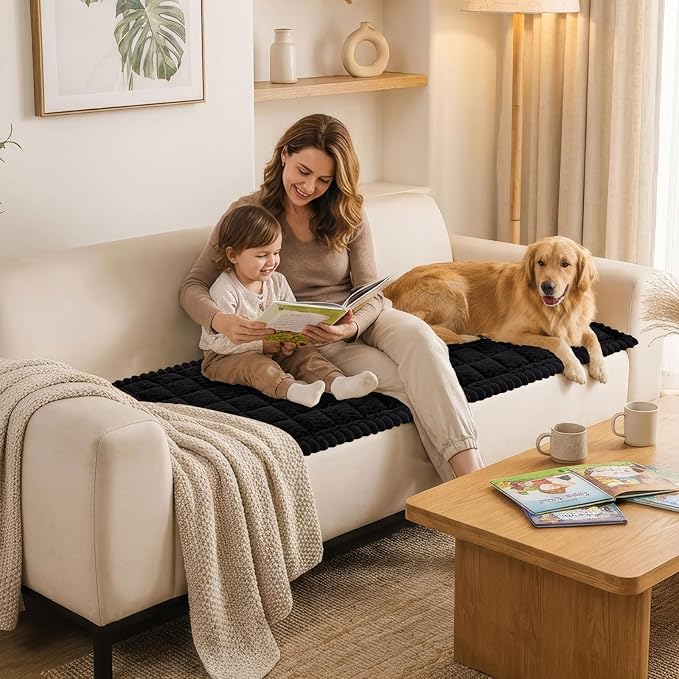 Smiry Couch Cover for Dogs, Non Slip Fuzzy Pet Sofa Covers Washable for 3 Cushion Couch, Soft Thick Furniture Protector for Cats Dogs, Against Fur, Dirt, Scratch Resistant (Black, 27.6"x70.9")