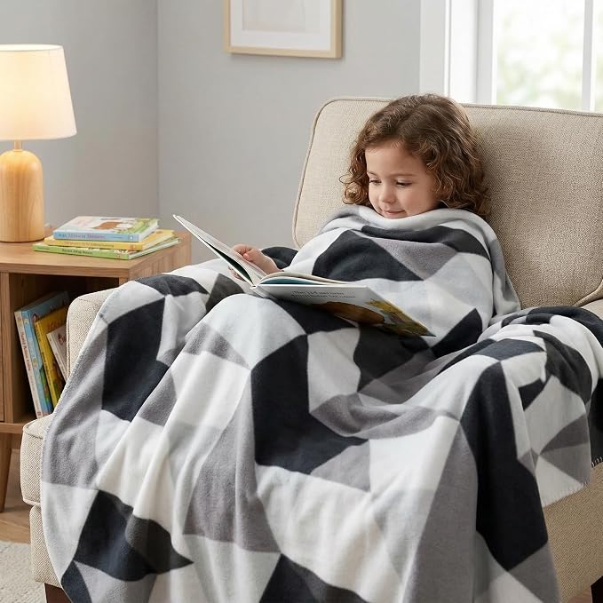 CAI TENG Triangle Fleece Throw Blankets Bulk 6 Pack Lightweight Warm Soft Cozy Kids Blanket 50 x 60 in Pet-Friendly Thin Small Blanket for Home, Bed, Sofa, Office, Gifts, Outdoor Grey Black