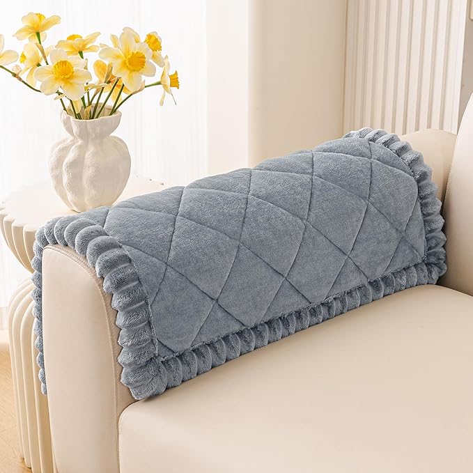 Smiry Couch Cover for Dogs, Non Slip Washable Pet Sofa Protector for Large Dogs, Cats, Fuzzy Plush Sofa Covers Backrest & Armrest, Against Fur, Dirt & Scratch Resistant, Grey, 27.6"×27.6"
