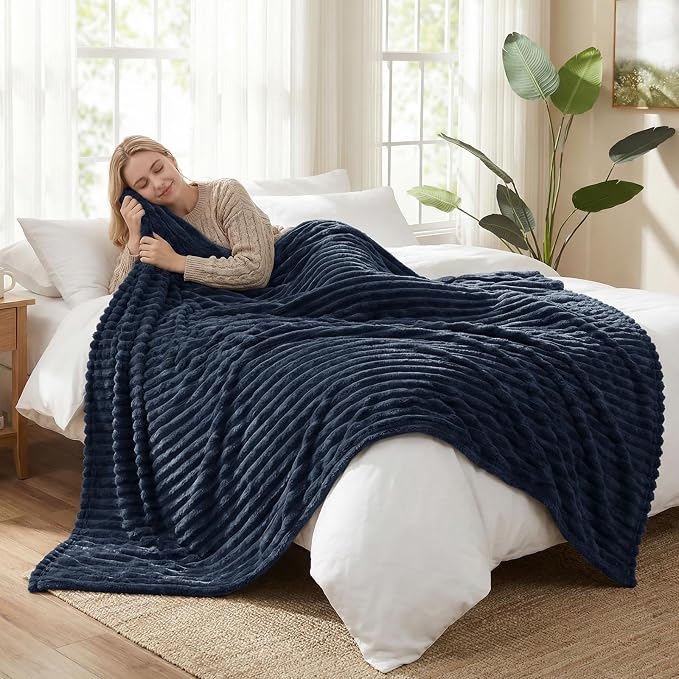 HIMEET Fleece Navy Blue Throw XL Blanket for Couch - 300GSM Ribbed Soft Cozy Outdoor Blankets for Travel Camping Nap, Birthday Gifts for Women Men Him, Long Sofa Room Decor Office Throws, 50x70 Inches