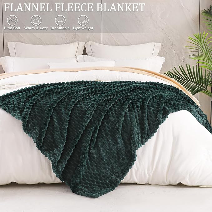 Exclusivo Mezcla Fleece California King Blanket for Bed, Oversized Fuzzy Forest Green Bed Blankets, Soft Cozy Plush Sofa Throws for All Seasons, 120x120 Inches