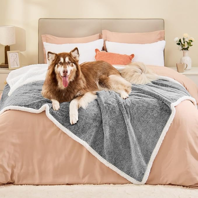 ChiXnuggle Waterproof Dog Blankets for Large Dogs, Reversible Faux Fur & Sherpa Washable Pet Blanket, Soft Pet Throw for Couch Bed Protection, 60"x80", Black