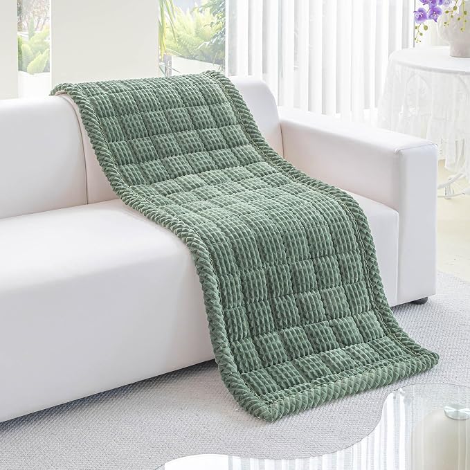 Couch Cover for Dogs Washable, Non-Slip Pet Couch Covers for Sofa, Fuzzy Dog Couch Cover Mat, Thick, Soft, Plush Couch Cushion Covers for Sofa Protector (Green, 27.6" x 27.6"/70 x 70cm)