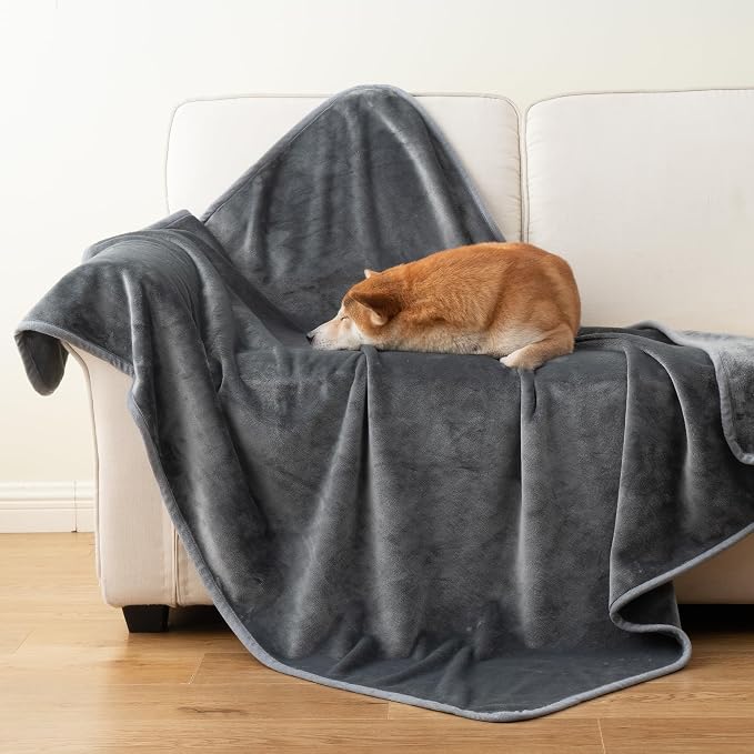 Waterproof Dog Blankets, 30"x40" Cat Blanket for Indoor Cats, Soft Fluffy Sofa Car Bed Protector, Reversible Leakproof Flannel Puppy Blanket for Small Medium Dogs(Dark Grey)