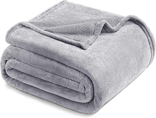 Exclusivo Mezcla Fleece Blanket Cal King Size for Bed, Super Soft and Warm, All Season, Cozy, Plush, Lightweight, 120x120 Inches, Light Grey