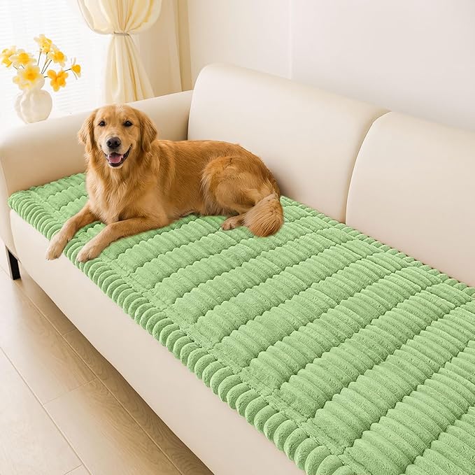 hyha Couch Cover for Dogs Washable, Non Slip Thick Flannel Sofa Protector, Pet Friendly Plush Furniture Cover for Sectional Sofa & Loveseat (Grass Green, 27.6" x 88")