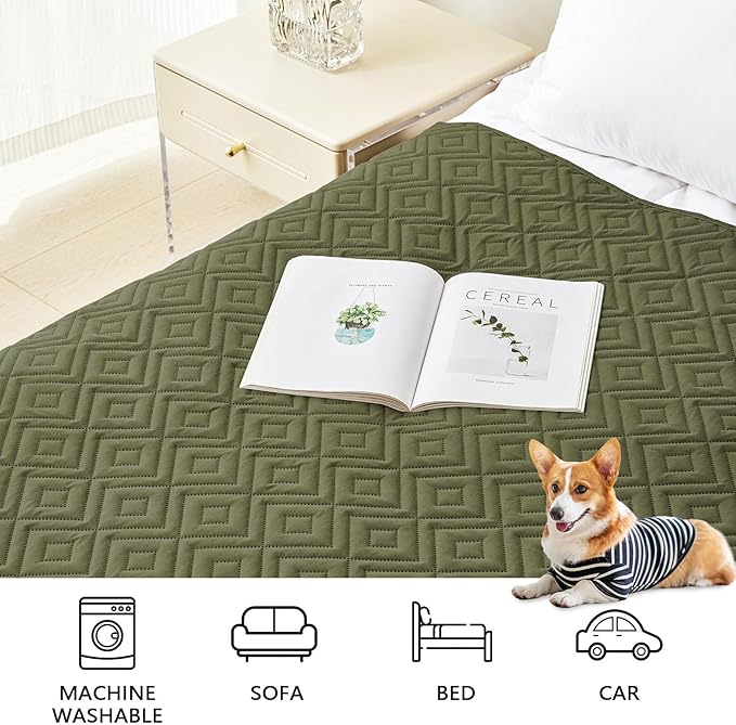 hyha Waterproof Dog Blanket, Soft Pet Bed Blankets, Waterproof Sofa Couch Cover for Dogs Washable, Reversible Pet Couch Covers for Sofa Furniture (52x82 Inch, Green/Navy Blue)