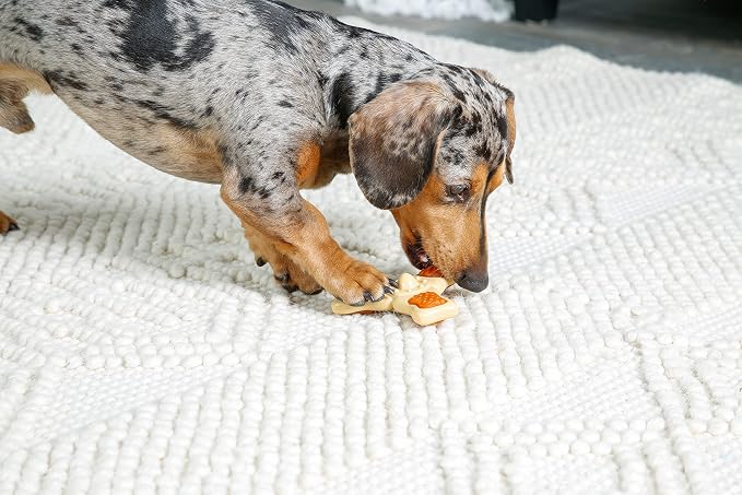 Hartz Chew ‘n Clean Chew Toy and Treat in One Chicken Flavored Tri-Point Dog Toy, Small (Pack of 2)
