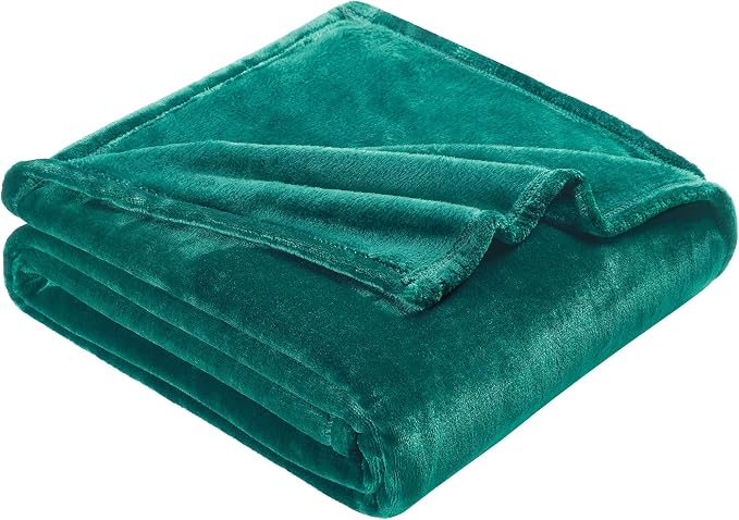 DREAMNINE Extra Large Soft Comfy Fluffy Fleece Bed Blanket King Size 90" x 108",Luxury Decorative Fuzzy Blanket for Women Girl,Big Cozy Shaggy Warm Flannel Blankets for Winter Autumn Pets,Forest Green