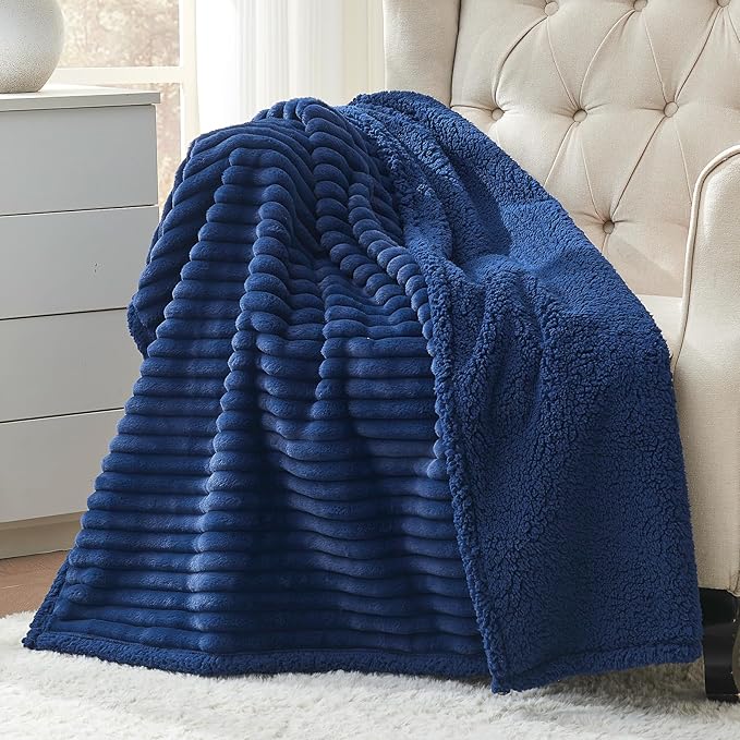 Qeils Waterproof Calming Dog Blanket for Medium Dogs, Noiseless Soft Plush Pet Blanket for Cats, 500GSM Thick Faux Fur Pet Throw, Couch Furniture Protector for Puppy, Night Blue, 30x40IN