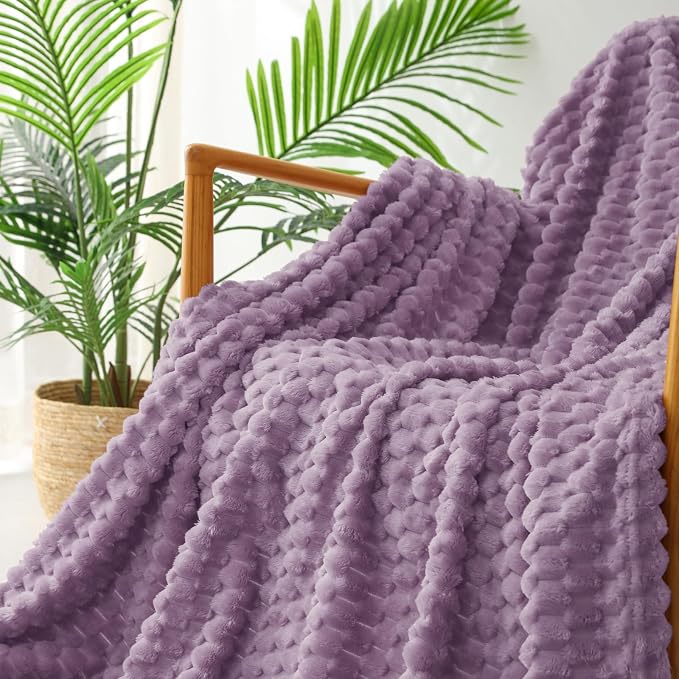 Exclusivo Mezcla Fleece Queen Blanket for Bed, Extra Large Fuzzy Grayish Purple Bed Blankets, Soft Cozy Plush Sofa Throws for All Seasons, 90x90 Inches
