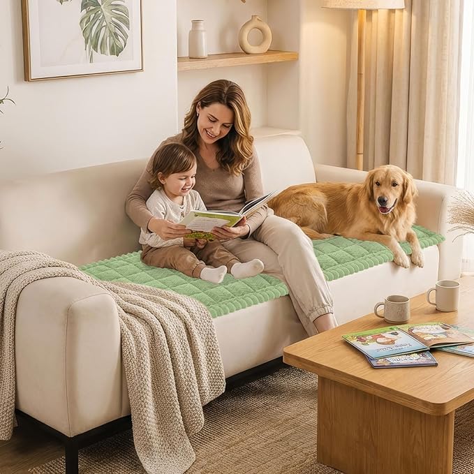 Smiry Couch Cover for Dogs, Non Slip Fuzzy Pet Sofa Covers Washable for 3 Cushion Couch, Soft Thick Furniture Protector for Cats Dogs, Against Fur, Dirt, Scratch Resistant (Grass Green, 27.6" x 82.7")