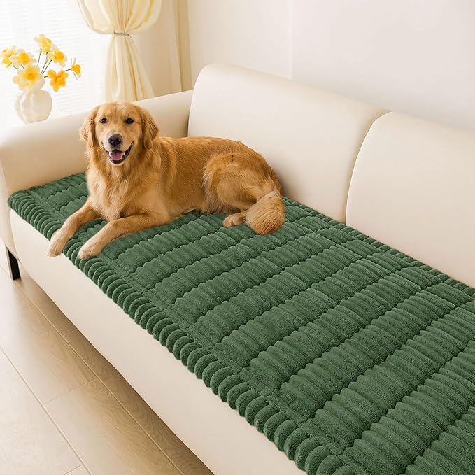 hyha Couch Cover for Dogs Washable, Non Slip Thick Flannel Sofa Protector, Pet Friendly Plush Furniture Cover for Sectional Sofa & Loveseat (Dark Green, 27.6" x 47")