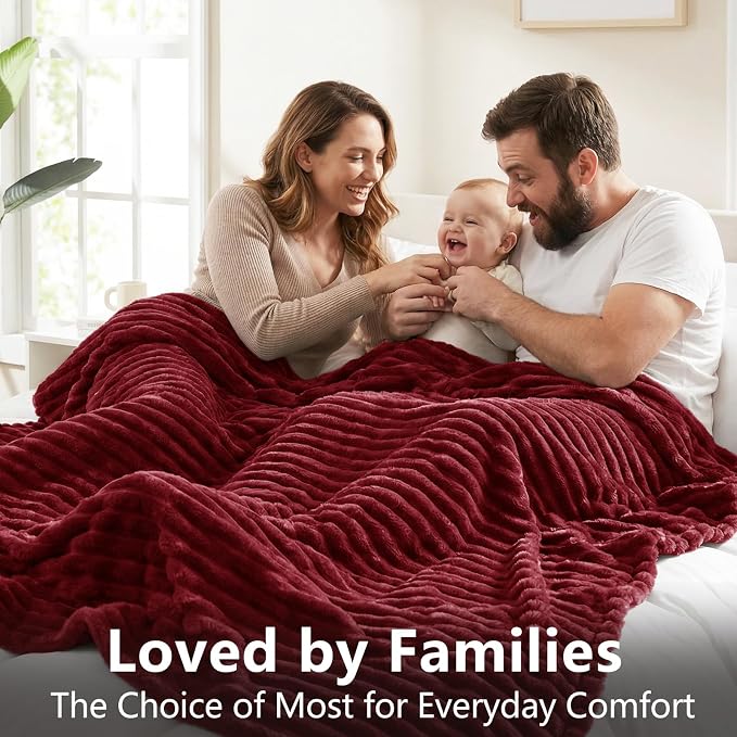 HIMEET Fleece Red Throw Blanket for Bed - 300GSM Ribbed Soft Cozy Blanket for Couch, Graduation Birthday Gifts for Women Girls Her, College Dorm Essentials Aesthetic Room Throws, 50x60 Inches