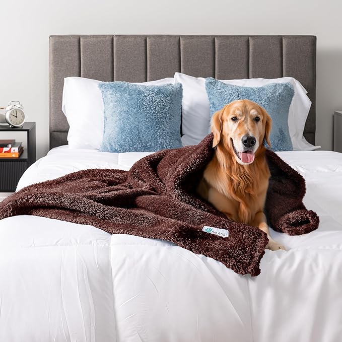 PETAMI Fluffy Fleece CAT and Dog Throw Blanket, Brown, Large