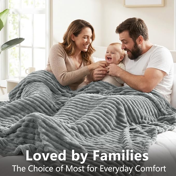 HIMEET Fleece Grey Throw Blanket for Bed - 300GSM Ribbed Soft Cozy Blanket for Couch, Graduation Birthday Gifts for Women Men Her, College Dorm Essentials Minimalist Room Throws, 50x60 Inches