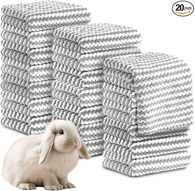 Moukeren 20Pcs Guinea Pig Fleece Bedding Blankets Bulk Washable Small Animal Fleece Cage Liners Pet Wash Cloth Sleeping Mat Cover for Hamster Chinchilla Rabbit Hedgehog(Light Gray, 14 x 30 Inch)