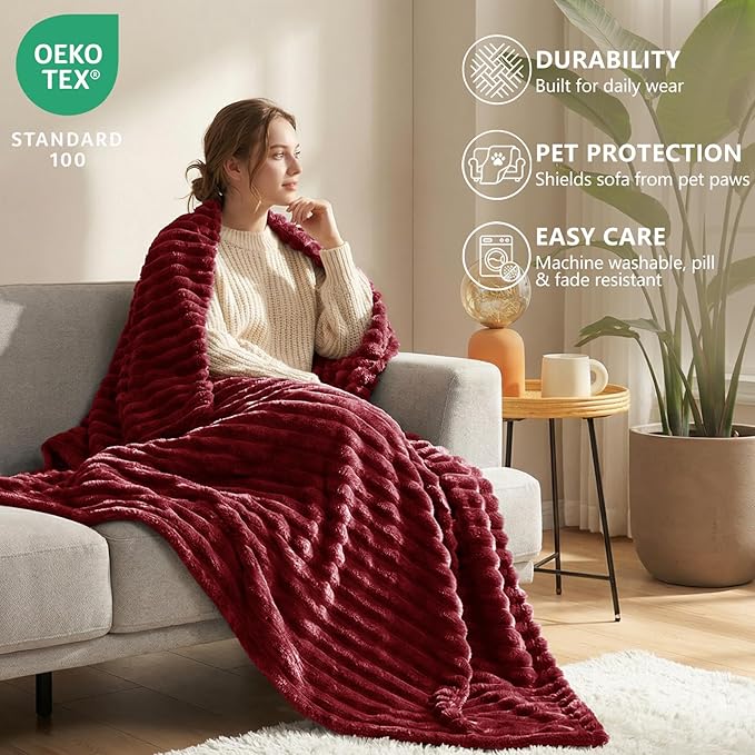 HIMEET Fleece Red Queen Blanket for Bed - 300GSM Ribbed Soft Cozy Bedding Blanket, House Warming Gifts New Home, Luxury Aesthetic Bedroom Decor Throws, 90x90 Inches