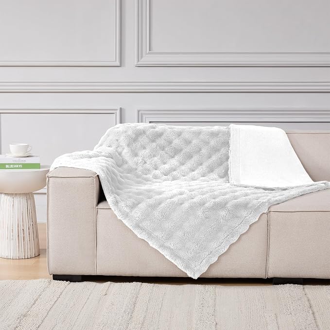 Modern Threads Water-Resistant Faux Rabbit Fur Pet Blanket for Dogs & Cats – Ultra-Soft Couch, Bed & Crate Protector, 30x40 White