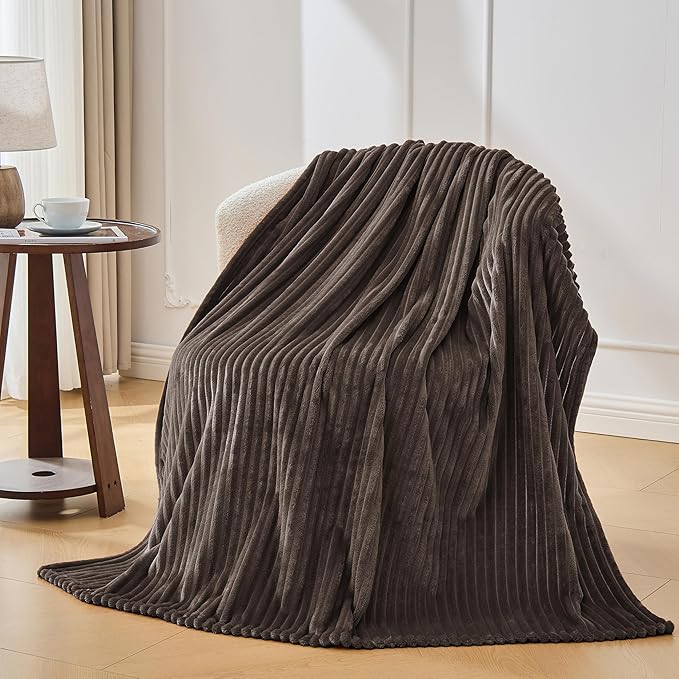 Bnuitland Brown Fleece Throw Blanket, 300GSM Soft Warm Cozy Fluffy Throw for Babys & Pets, Stripe Pattern 50"x40", All Season Sofa Bed Blanket for Home Decor