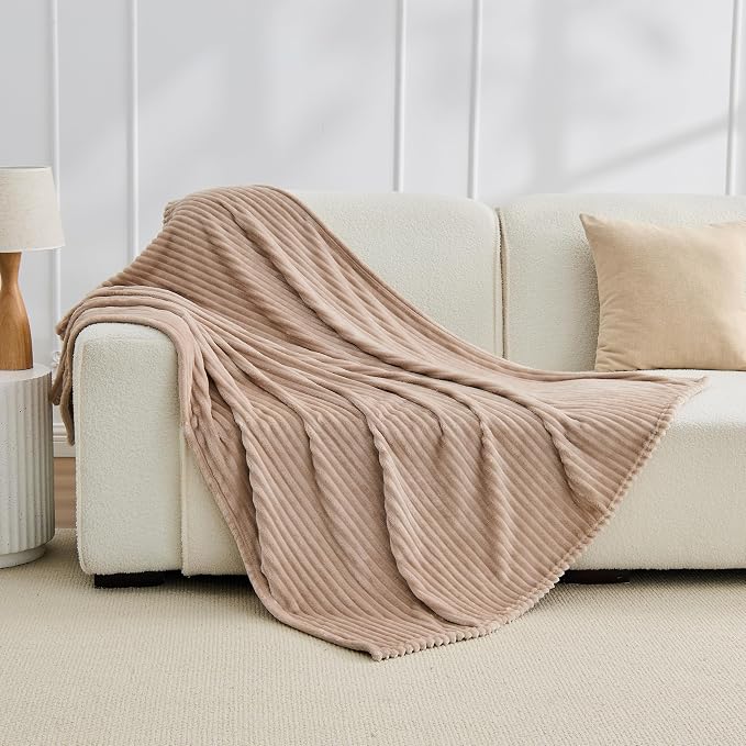 Bnuitland Fleece Throw Blanket, 300GSM Soft Warm Cozy Fluffy Throw for Babys & Pets, Stripe Pattern, All Season Sofa Bed Blanket for Home Decor, Light Camel 50"x40"