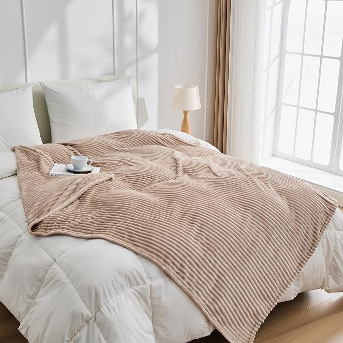 Bnuitland Fleece Throw Blanket, 300GSM Soft Warm Cozy Fluffy Throw for Babys & Pets, Stripe Pattern, All Season Sofa Bed Blanket for Home Decor, Light Camel 50"x40"