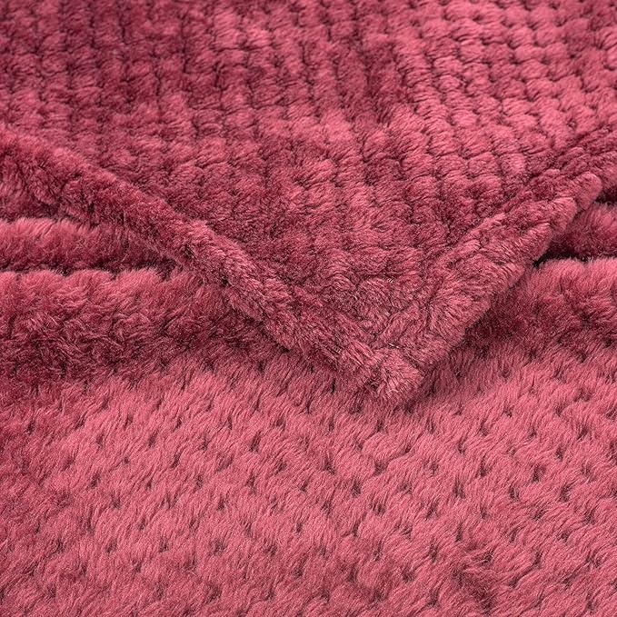 Ruby Red Soft Fuzzy Pet Blanket for Dogs or Cats, Warm Plush Fleece Throws for Bed, Couch, Sofa, Travel (S/24" x 32")